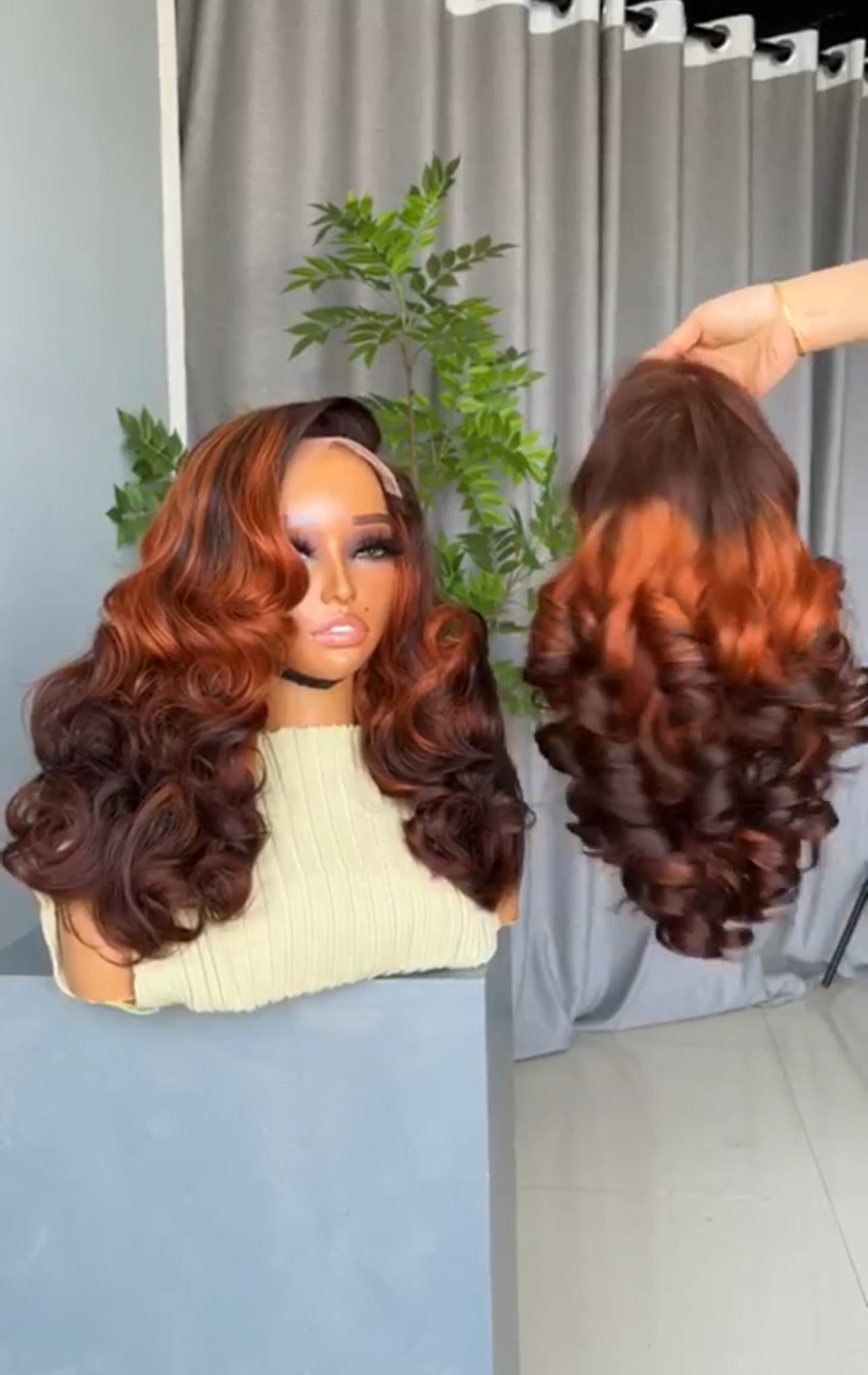 Multicoloured SDD Bouncy Wig DS-052